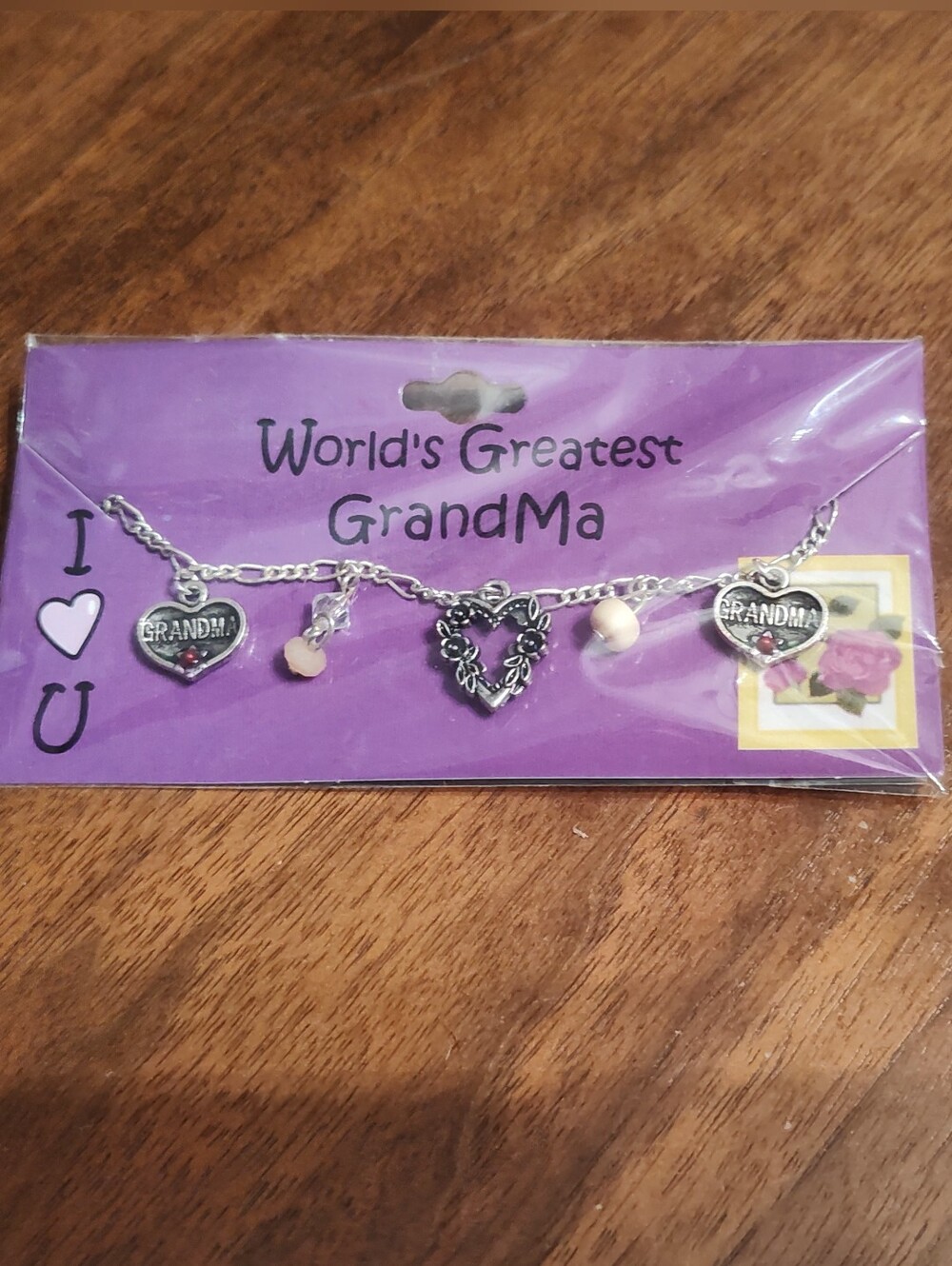 "World's Greatest Grandma" Silver-Tone Heart Charm Bracelet - New in Package